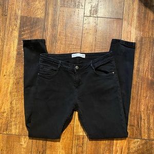 Zara Jeans